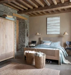 Maisons Du Monde Appliques Murales Et Spots Applique En Bois De Chêne, Métal Doré Et Abat-jour En Rotin Tressé Main -Luminaires Soldes 202 applique en bois de chene metal dore et abat jour en rotin tresse main 1000 2 31 222702 3