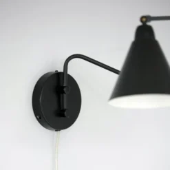 House Doctor Appliques Murales Et Spots Applique En Laiton Avec Grand Bras Pivotant -Luminaires Soldes 202 applique en laiton avec grand bras pivotant 4