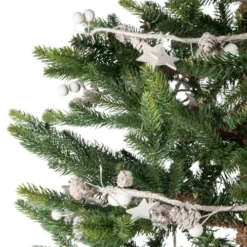 Maisons Du Monde Guirlandes Et Cimiers Guirlande Lumineuse 20 LED étoiles Et Pommes De Pin L220 -Luminaires Soldes 202 guirlande lumineuse 20 led etoiles et pommes de pin l220 1000 2 30 184571 1