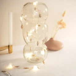 Maisons Du Monde Guirlandes Et Décorations Lumineuses Guirlande Lumineuse Blanche Et Dorée 10 LED L120 -Luminaires Soldes 202 guirlande lumineuse blanche et doree 10 led l120 1000 0 29 227579 3