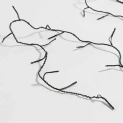 Maisons Du Monde Guirlandes Et Cimiers Guirlande Lumineuse Intérieur/extérieur 18M -Luminaires Soldes 202 guirlande lumineuse interieur exterieur 18m 1000 3 34 161656 2