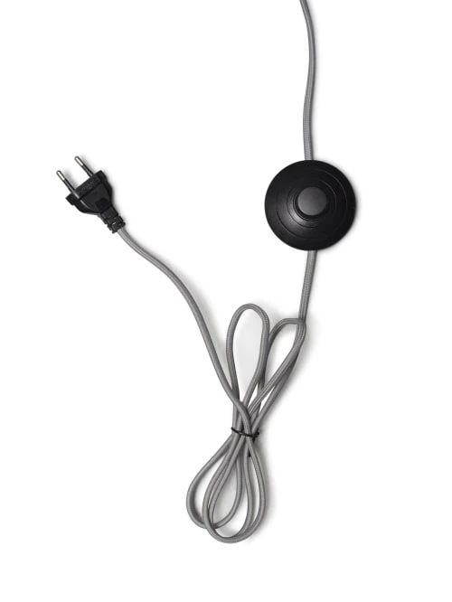 Good & Mojo Lampadaires Lampadaire En Bambou Noir H207cm 8 Good & Mojo Lampadaires Lampadaire En Bambou Noir H207cm – Image 6