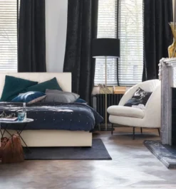 Maisons Du Monde Lampadaires Lampadaire En Métal Doré, Marbre Et Abat-jour En Velours Noirs H156 -Luminaires Soldes 202 lampadaire en metal dore marbre et abat jour en velours noirs h156 1000 4 37 220494 2