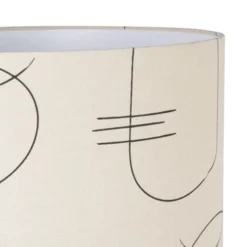 Maisons Du Monde Lampadaires Lampadaire En Métal Noir, Bois D'acacia Et Abat-jour En Coton écru à Motifs Visages H145 -Luminaires Soldes 202 lampadaire en metal noir bois d acacia et abat jour en coton ecru a motifs visages h145 1000 2 21 221257 2