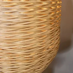 Now’s Home Lampadaires Lampadaire En Osier Pied En Métal H165 -Luminaires Soldes 202 lampadaire en osier pied en metal h165 2