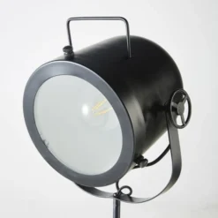 Maisons Du Monde Lampadaires Lampadaire Trépied En Manguier Et Métal Noir H130 -Luminaires Soldes 202 lampadaire trepied en manguier et metal noir h130 1000 12 37 191466 6