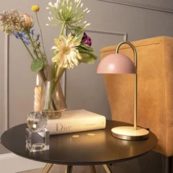 Present Time Lampes à Poser Lampe à Poser Dome Métal Rose -Luminaires Soldes 202 lampe a poser dome metal rose 1