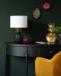 Maisons Du Monde Lampes à Poser Lampe Ananas En Céramique Noire Et Métal Doré, Et Abat-jour En Lin Blanc -Luminaires Soldes 202 lampe ananas en ceramique noire et metal dore et abat jour en lin blanc 1000 8 32 227213 3