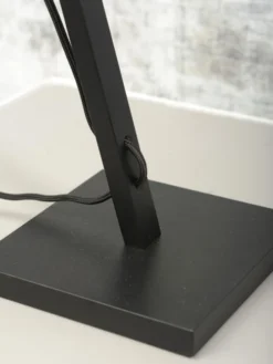 Good & Mojo Lampes à Poser Lampe De Table Bambou Noir/lin H46cm 12 Good & Mojo Lampes à Poser Lampe De Table Bambou Noir/lin H46cm -Luminaires Soldes 202 lampe de table bambou noir lin h46cm 16
