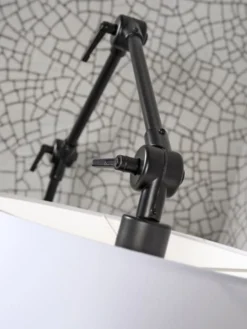 It's About Romi Lampes à Poser Lampe De Table Noire Flexible Et Abat-jour Gris H100cm 13 It's About Romi Lampes à Poser Lampe De Table Noire Flexible Et Abat-jour Gris H100cm -Luminaires Soldes 202 lampe de table noire flexible et abat jour gris h100cm 5