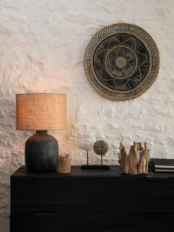 Maisons Du Monde Lampes à Poser Lampe En Céramique Noire Et Abat-jour En Jute -Luminaires Soldes 202 lampe en ceramique noire et abat jour en jute 1000 12 26 210438 2