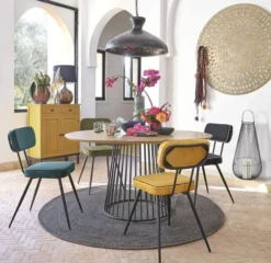 Maisons Du Monde Lampes à Poser Lampe En Métal Doré Patiné Et Abat-jour Noir -Luminaires Soldes 202 lampe en metal dore patine et abat jour noir 1000 7 17 191036 10