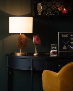 Maisons Du Monde Lampes à Poser Lampe En Métal Doré Soleil Sculpté Et Abat-jour Blanc En Coton Et Lin Recyclés -Luminaires Soldes 202 lampe en metal dore soleil sculpte et abat jour blanc en coton et lin recycles 1000 7 17 227977 3