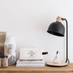 Maisons Du Monde Lampes à Poser Lampe En Métal Noir Et Manguier -Luminaires Soldes 202 lampe en metal noir et manguier 1000 1 3 195450 3