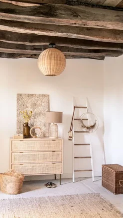 Maisons Du Monde Lampes à Poser Lampe En Rotin Tressé Et Abat-jour En Lin Beige -Luminaires Soldes 202 lampe en rotin tresse et abat jour en lin beige 1000 10 30 211303 2