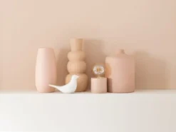 Maisons Du Monde Guirlandes Et Décorations Lumineuses Lampe Globe En Verre Et Argile Rose H16 -Luminaires Soldes 202 lampe globe en verre et argile rose h16 1000 5 34 210159 2