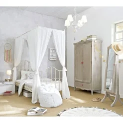 Maisons Du Monde Suspensions Enfant Lustre En Métal Blanc Effet Vieilli Et Pompon Cœur 10 Maisons Du Monde Suspensions Enfant Lustre En Métal Blanc Effet Vieilli Et Pompon Cœur -Luminaires Soldes 202 lustre en metal blanc effet vieilli et pompon coeur 1000 10 5 150885 3