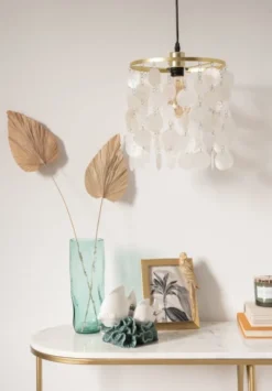 Maisons Du Monde Suspensions Suspension à Pampilles En Nacre écrue Et Métal Doré 7 Maisons Du Monde Suspensions Suspension à Pampilles En Nacre écrue Et Métal Doré -Luminaires Soldes 202 suspension a pampilles en nacre ecrue et metal dore 1000 10 5 223373 2