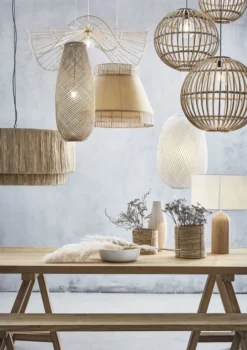 Maisons Du Monde Suspensions Suspension En Feuilles De Bananier Tressées Main -Luminaires Soldes 202 suspension en feuilles de bananier tressees main 1000 14 20 214860 3