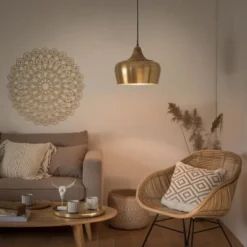 Maisons Du Monde Suspensions Suspension En Métal Doré Et Manguier -Luminaires Soldes 202 suspension en metal dore et manguier 1000 16 39 177241 4